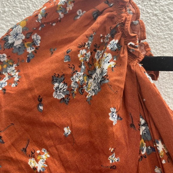 Burnt Orange Floral Romper - Picture 3 of 3